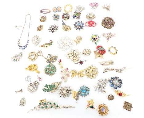 A collection of vintage brooches including, silver, Sarah Coventry, Exquisite, etc&nbsp;