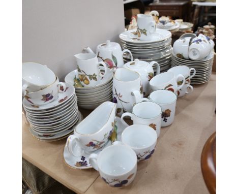 Various Royal Worcester Evesham tea and dinnerware, including tea and coffee pots, jugs, plates and bowls 