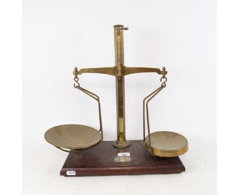 Avery brass pan balance scale to weigh up to 8oz, height 43cm 