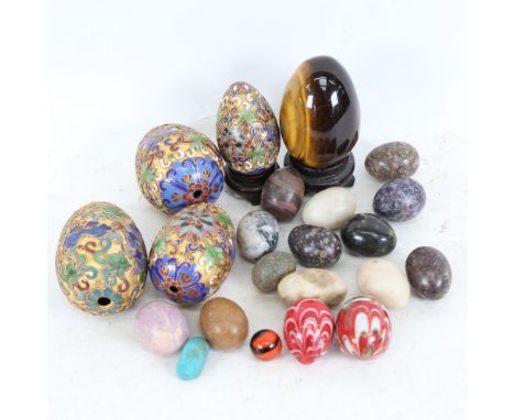 Various hardstone eggs, and a set of 4 Chinese cloisonne enamel brass eggs (boxful) 