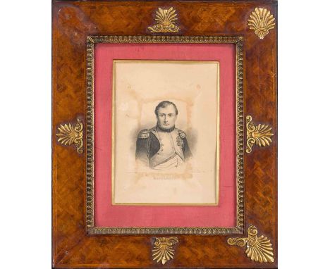 2 x Napoleon gerahmt: 1 x ''Les Fastes Napoléens de 1796 à 1821'', hinter Glas gerahmt, 72 x 53 cm. 1 x Portrait, hinter Glas