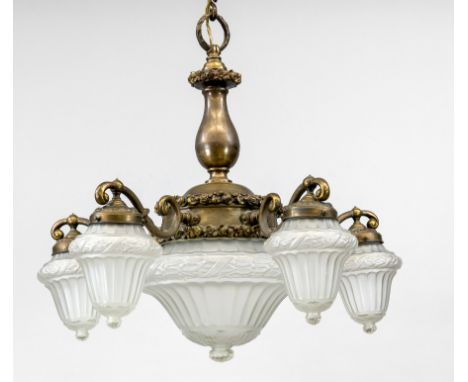 Hängelampe, Ende 19. Jh., Bronze/Messing. Balusterkonsole mit zentraler Kuppel und 5 Leuchterarmen mit profilierten und ornam