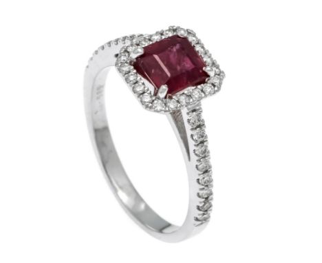 Rubin-Brillant-Ring WG 585/000 mit einem quadratisch fac. Rubin 1,40 ct und 36 Brillanten, zus. 0,40 ct W/SI, RG 56, 3,3 g