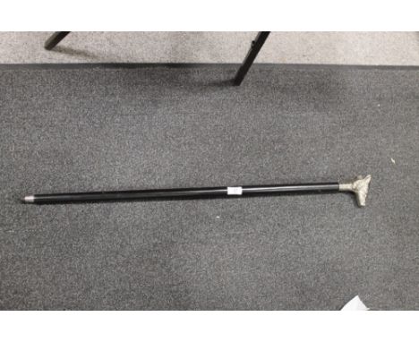 A WALKING STICK WITH WHITE METAL / SILVER FOX HEAD HANDLE