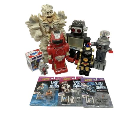 'Lost in Space' robot by Newline Productions; and three unopened  'Lost in Space' carded models; and five other robots compri