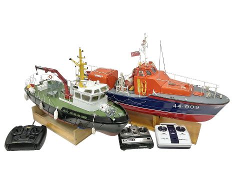 Two remote controlled kit-built plastic model boats - RNLB Sheerness Lifeboat Helen Turnbull L92cm and 'Conserver' Grangemout