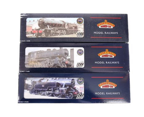 3 Bachmann OO gauge Locomotives. A BR Fairburn 2-6-4 tank locomotive 42096 (32-876). Plus 2 tender locomotives – A BR Ivatt c