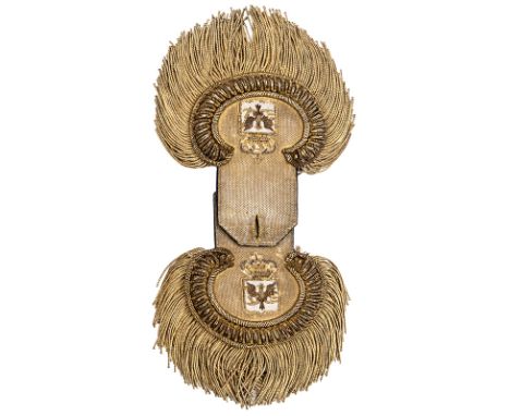 A pair of late 19th century Imperial German officer’s gilt lace epaulettes, 2½” tassels, embroidered and sequinned eagle in s