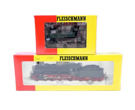 2 Fleischmann HO Gauge steam locomotives. A D.R. class 38 4-6-0 tender locomotive 38-3725 (1818) in black and red livery. Plu