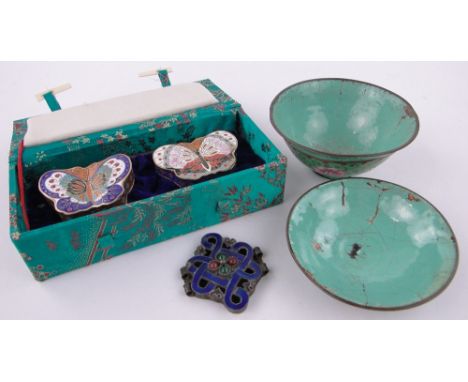 A Chinese white metal and enamel buckle,pair of modern Cloisonne enamel butterfly design trinket boxes and an enamel rice bow
