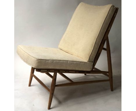 ERCOL CHAIR, 1960's patent Ercol model 427 beech framed lounge chair, 54cm W.
