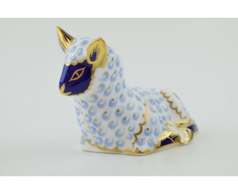 Royal Crown Derby paperweight in the form of an 'Lamb', first quality, gold stopper, Height 7cm.  In good original condition,