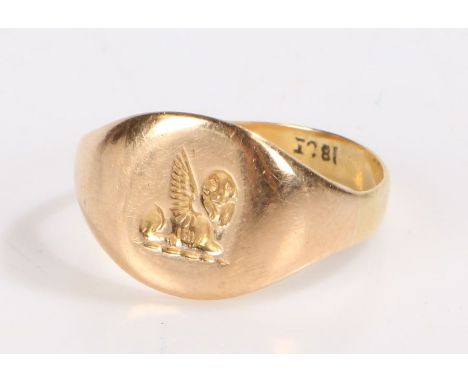 18 carat gold signet ring, the head engraved with a sphinx, ring size Q 3.6g