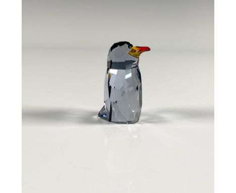 Simply adorable crystal Lovlot penguin from the Sealife collection. Paternal and kind, Jack the Penguin is Johnny's affection