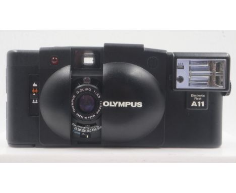 Olympus XA2 film camera. UK P&amp;P Group 1 (£16+VAT for the first lot and £2+VAT for subsequent lots) 