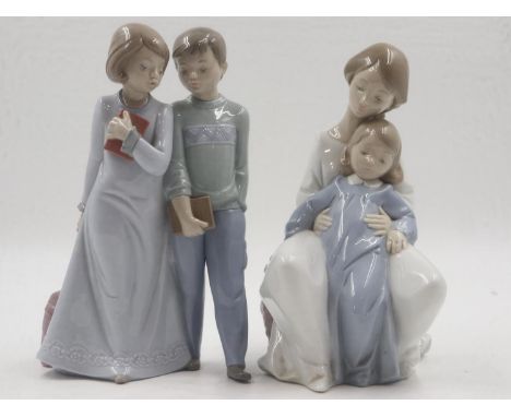 Two boxed Nao figures to include A Moment With Mother, H: 27 cm. UK P&amp;P Group 2 (£20+VAT for the first lot and £4+VAT for