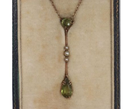 Edwardian yellow metal peridot and pearl-set necklace in fitted box. UK P&amp;P Group 0 (£6+VAT for the first lot and £1+VAT 