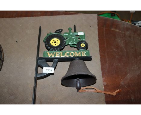 A doorbell decorated with a tractor (124)