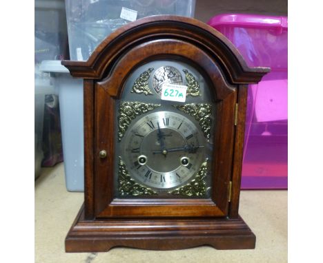 Modern mahogany cased Tempus Fugit mantle clock. 