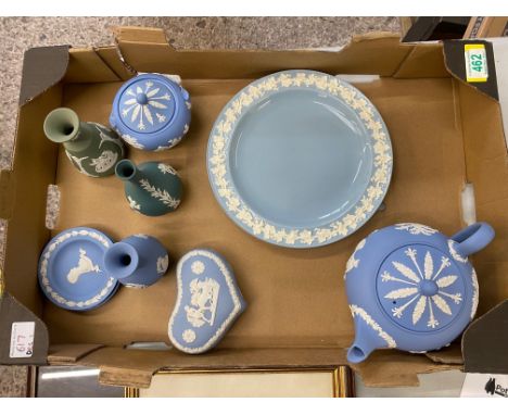 A mixed collection of Wedgwood blue Jasperware and Queensware items to include Jasperware teapot, trinket dishes, vases, pin 