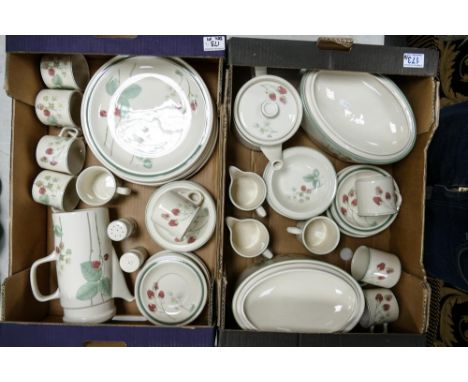 A large collection of Wedgwood Rasberry Cane patterned tea &amp; dinner ware to include 7 dinner plates, 5 side plates, 11 sa