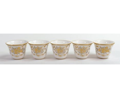 De Lamerie Fine Bone China heavily gilded Tea Bowls, specially made high end quality item, Made in England, height 4.5cm (5) 