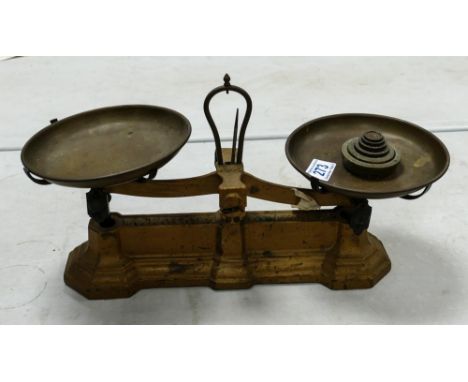 Vintage Set of Avery Brass &amp; Cast Iron Table Top Scales 