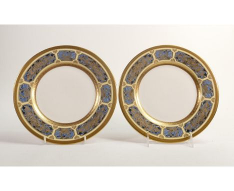 De Lamerie Fine Bone China Blue on Ivory  Patterned Dessert Plates  , specially made high end quality item, diameter 23cm(2) 