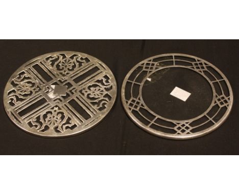 A George V silver mounted teapot stand, Adie Brothers Ltd, Birmingham 1930; another (2)
