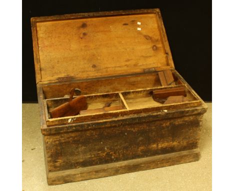 Tools - a late 19th century pitch pine tool chest, with a large quantity of moulding and other planes, T Turner, Sheffield, W