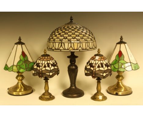 Lighting - a Tiffany style table lamp; others similar, smaller (5)