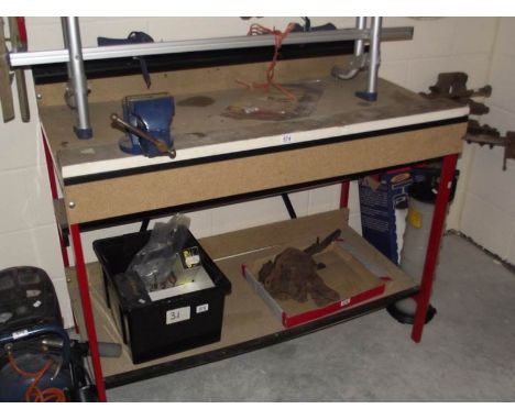 A work bench with vice.