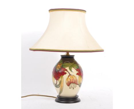 Moorcroft Pottery - Contemporary Anna Lily table desk lamp light. With a ceramic pottery tapering body, hand painted polychro