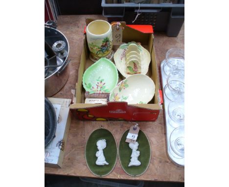 A Carltonware leaf dish with assorted leaf dishes including a Carltonware toastrack, a Crown Devon 'Daisy Bell' musical tanka