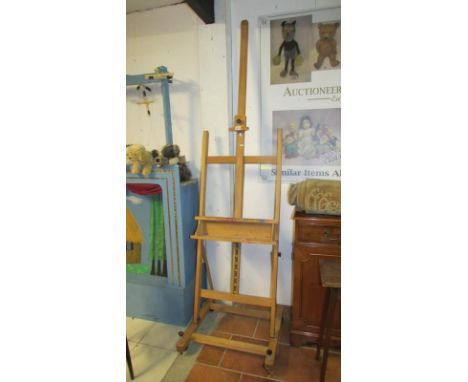 A good Windsor and Newton artist's easel