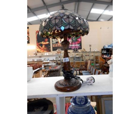 Tiffany style leaded glass table lamp