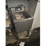 SS' REGENT HAND WASH SINK APPROX. 14" WIDE