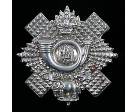 Victorian O/R's cap badge to the Highland Light Infantry, two loops to the reverse, K&amp;K 682