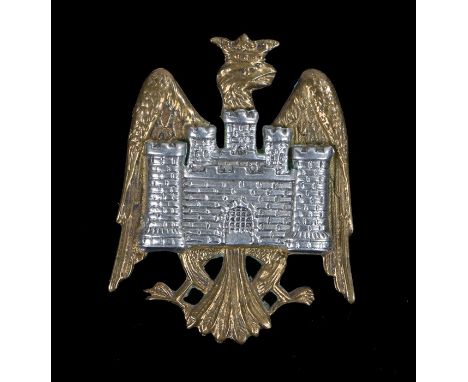 World War I cap badge to the Bedfordshire Yeomanry, two loops to the reverse, K&amp;K 1489