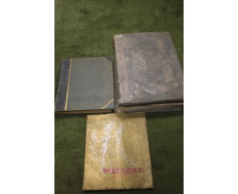 A TRAY CONTAINING VINTAGE BOOKS AND EPHEMERA (TRAYS NOT INCLUDED)
