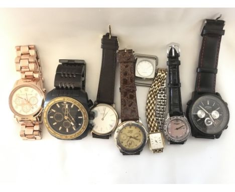 A bag containing a quantity of ladies and gents wristwatches including examples from Bulova, DKNY, Michael Kors, Rotary, Gucc
