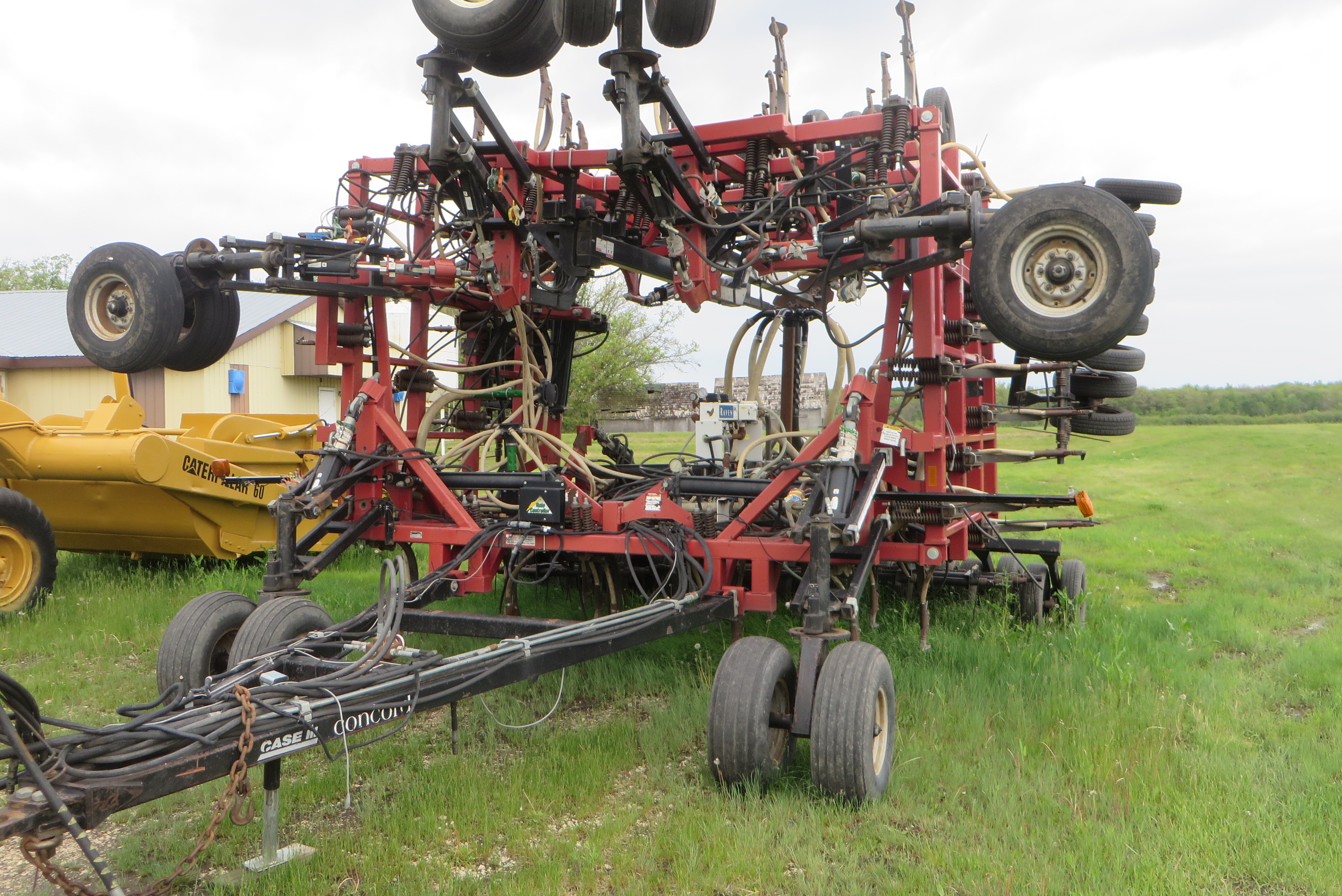 CIH tiller 404852P Air seeder 40ft Concord with 10’’ space, NH3 Kit