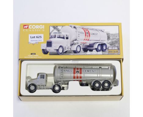 Manufacturer  - Corgi | Description - Scammell Highwayman Tanker - Tunnel Cement | Stock Code - 16305 | Model Condition - 4/5