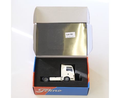 Manufacturer  - Tekno | Description - MAN TGX XXL 4x2 - Tekno Basics | Stock Code - 59189 | Model Condition - 4/5 | Box Condi