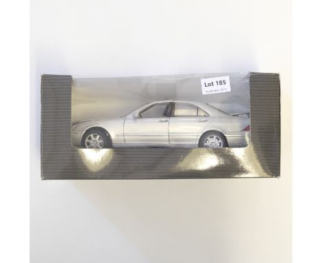 Manufacturer  - Maisto  | Description - Mercedes Benz S-Klasse Silver | Stock Code - B66962164 | Model Condition - 4/5 | Box 