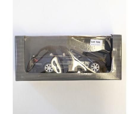 Manufacturer  - Maisto  | Description - Mercedes Benz CLK-Cabrio | Stock Code - B66962174 | Model Condition - 4/5 | Box Condi