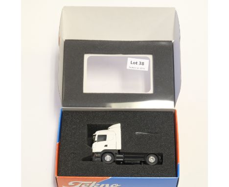 Manufacturer  - Tekno | Description - Scania R-Streamline Highline 4x2 - Tekno Basics | Stock Code - 65089 | Model Condition 