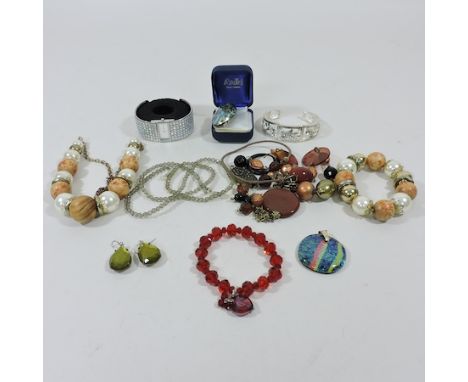 A collection of costume jewellery, to include a wristwatch and an enamel pendant