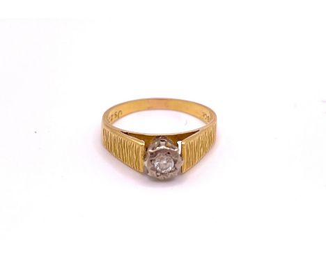 A mid to late 20th century 18ct yellow gold and diamond ring, illusion-set with a small round brilliant-cut diamond, approxim