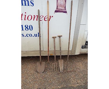 Spade , Fork , Pitch Fork , Rake and Peat Spade